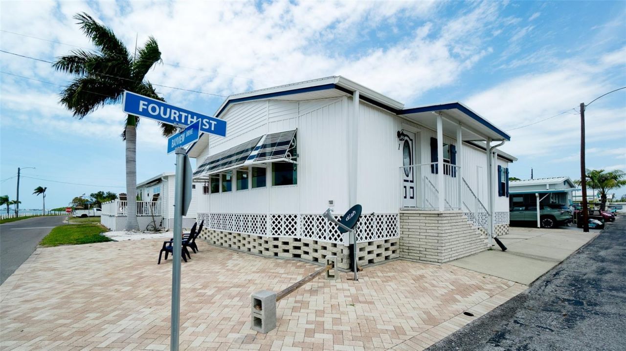 10315 Cortez Road W, Unit 1-4, Bradenton, FL 34210 Photo