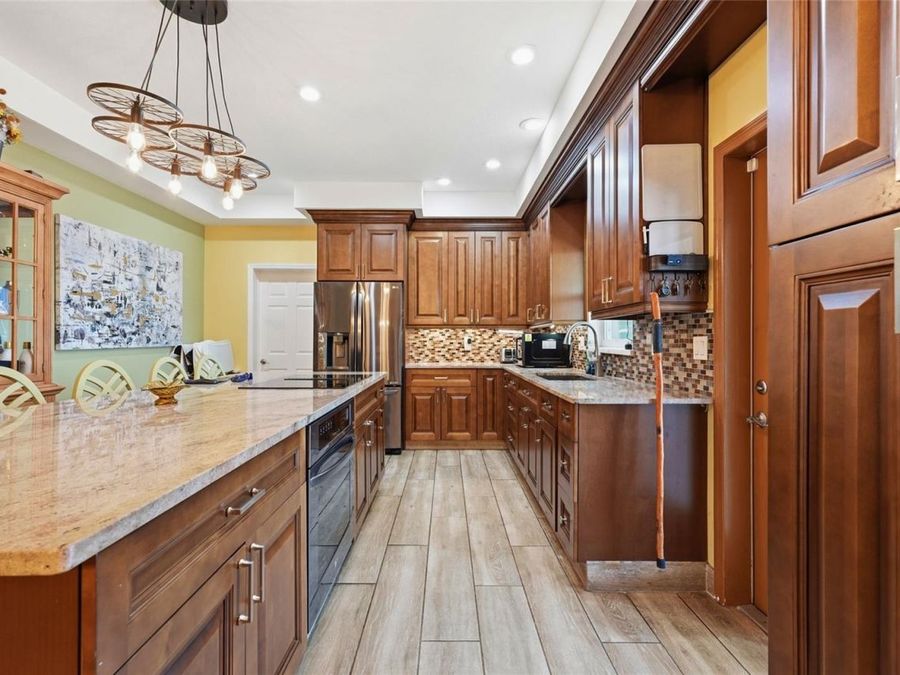 Property Image 16