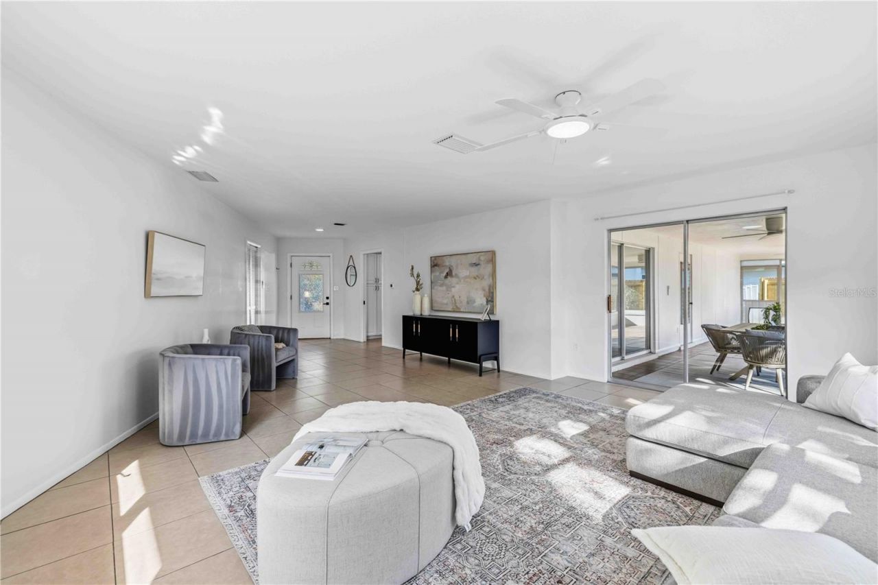 530 Saint Andrews Drive, Sarasota, FL 34243 Photo
