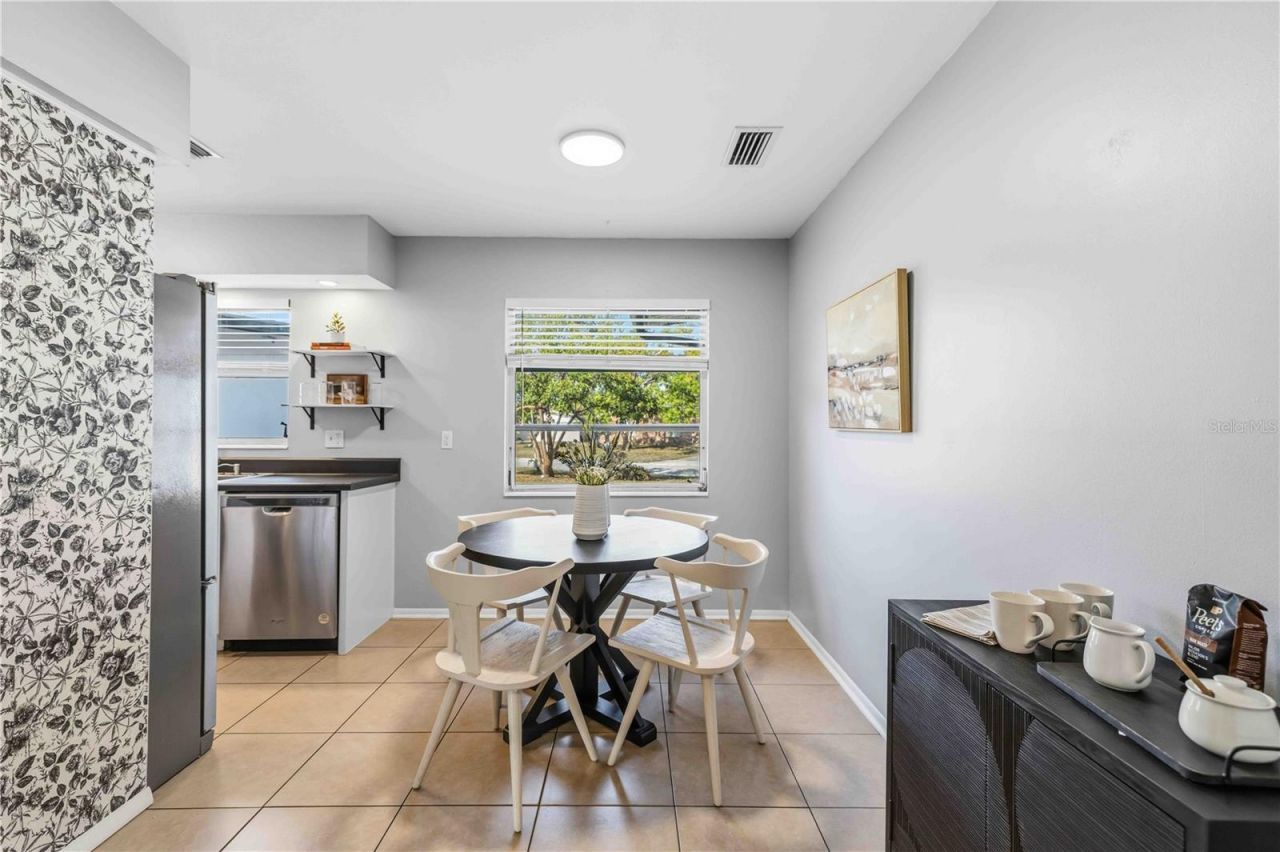530 Saint Andrews Drive, Sarasota, FL 34243 Photo