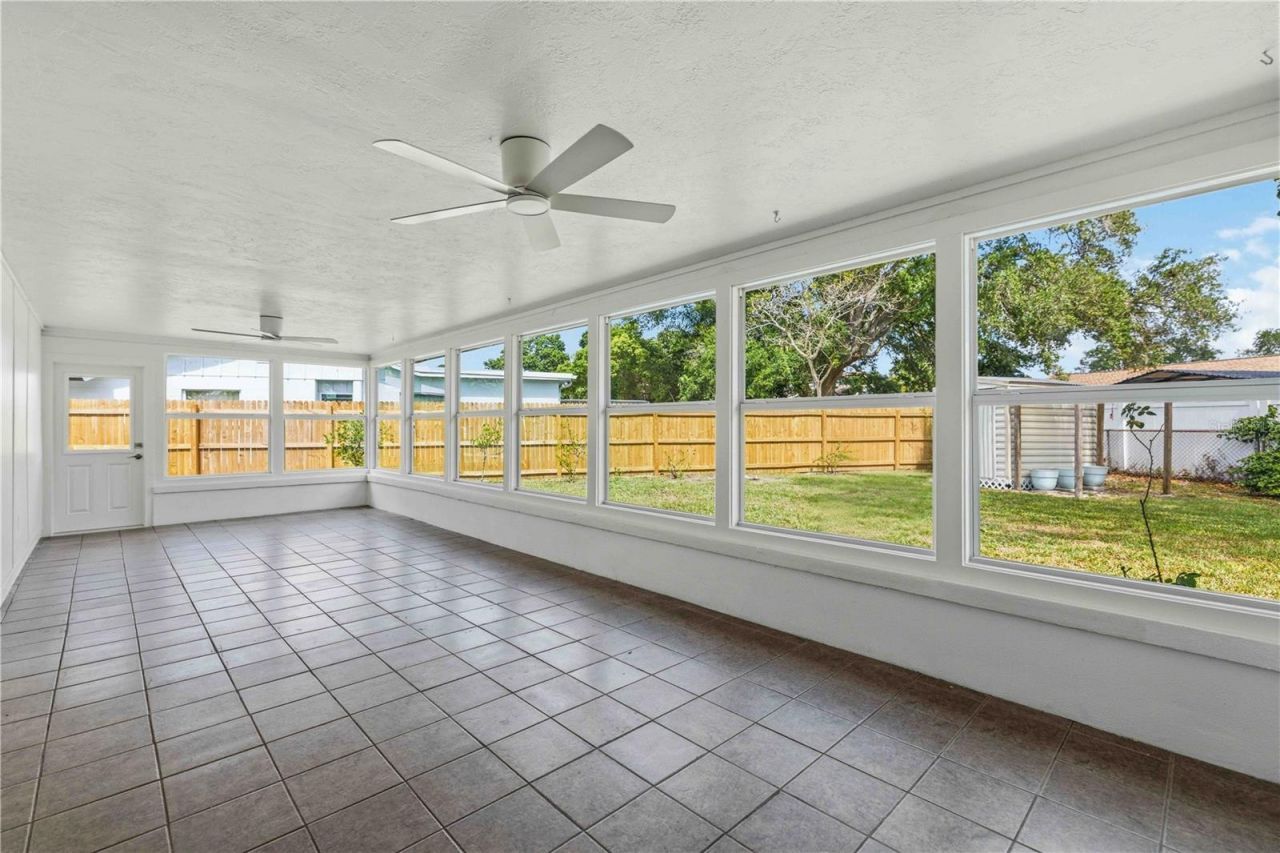 530 Saint Andrews Drive, Sarasota, FL 34243 Photo