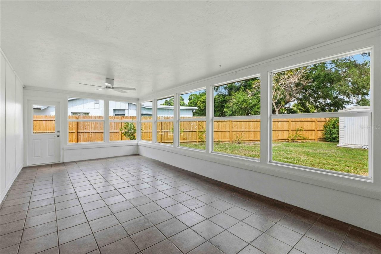 530 Saint Andrews Drive, Sarasota, FL 34243 Photo