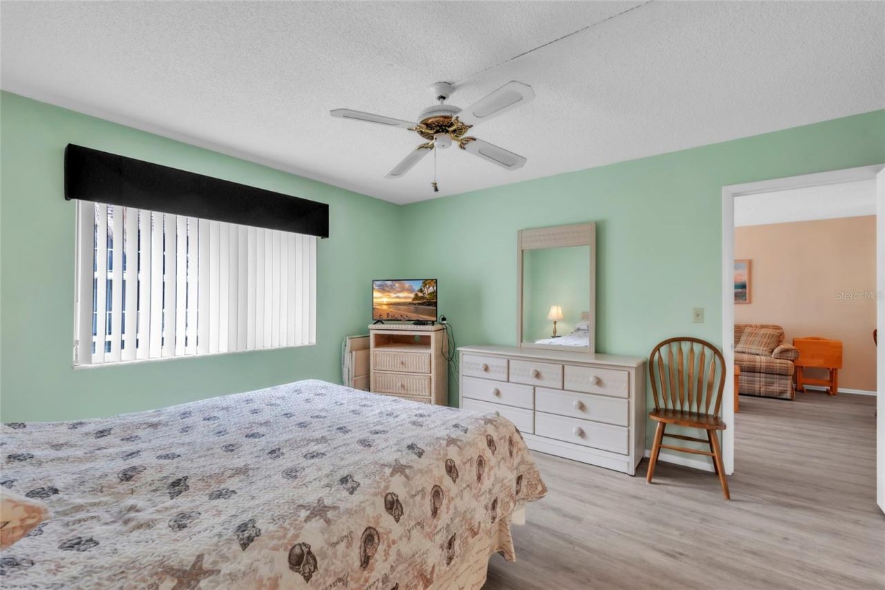 1330 Glen Oaks Drive E, Unit 269D, Sarasota, FL 34232 Photo