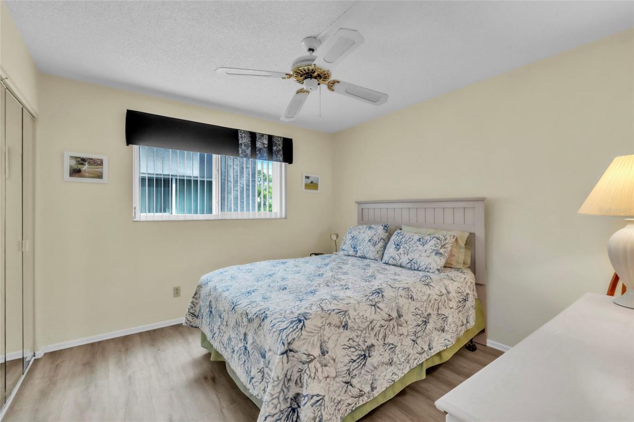 1330 Glen Oaks Drive E, Unit 269D, Sarasota, FL 34232 Photo