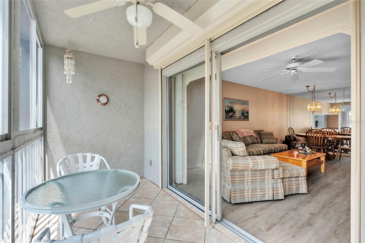 1330 Glen Oaks Drive E, Unit 269D, Sarasota, FL 34232 Photo