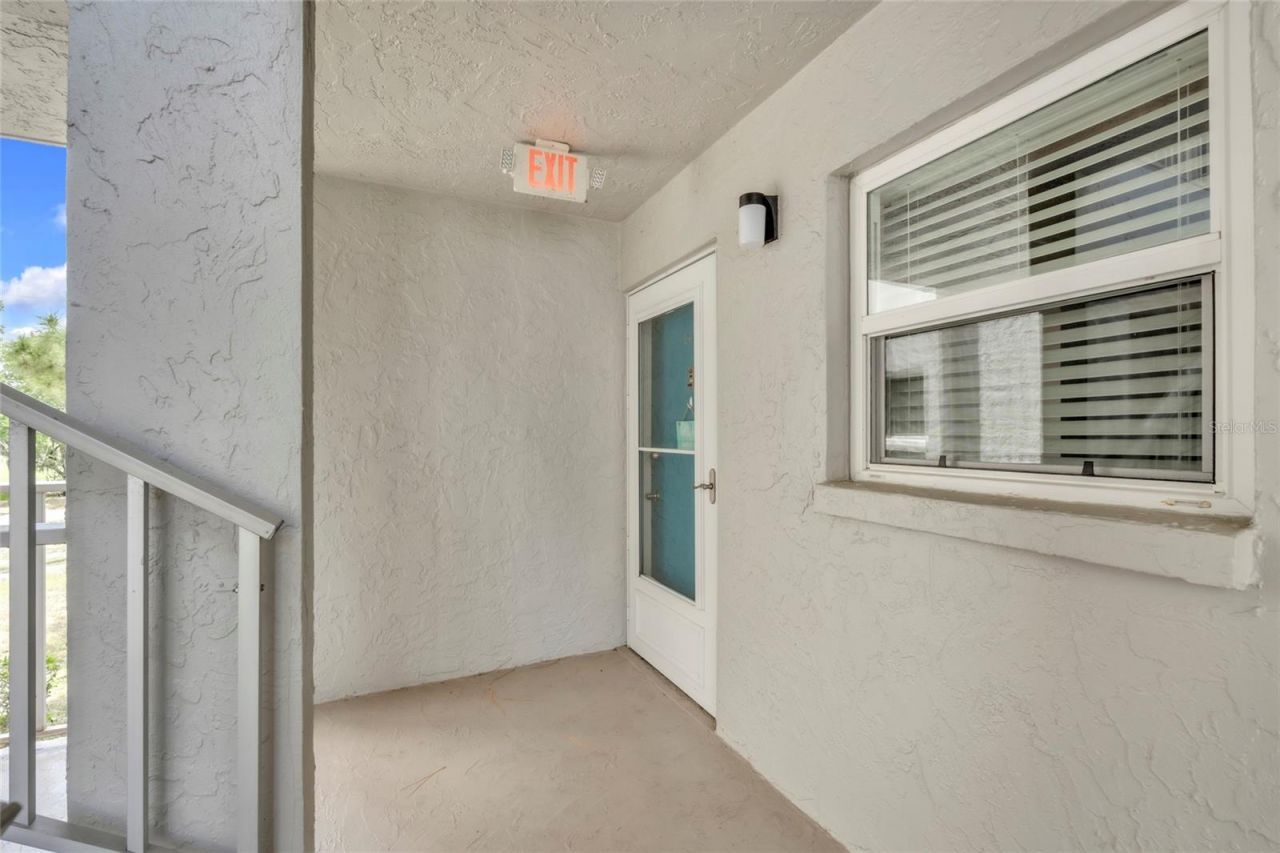1330 Glen Oaks Drive E, Unit 269D, Sarasota, FL 34232 Photo