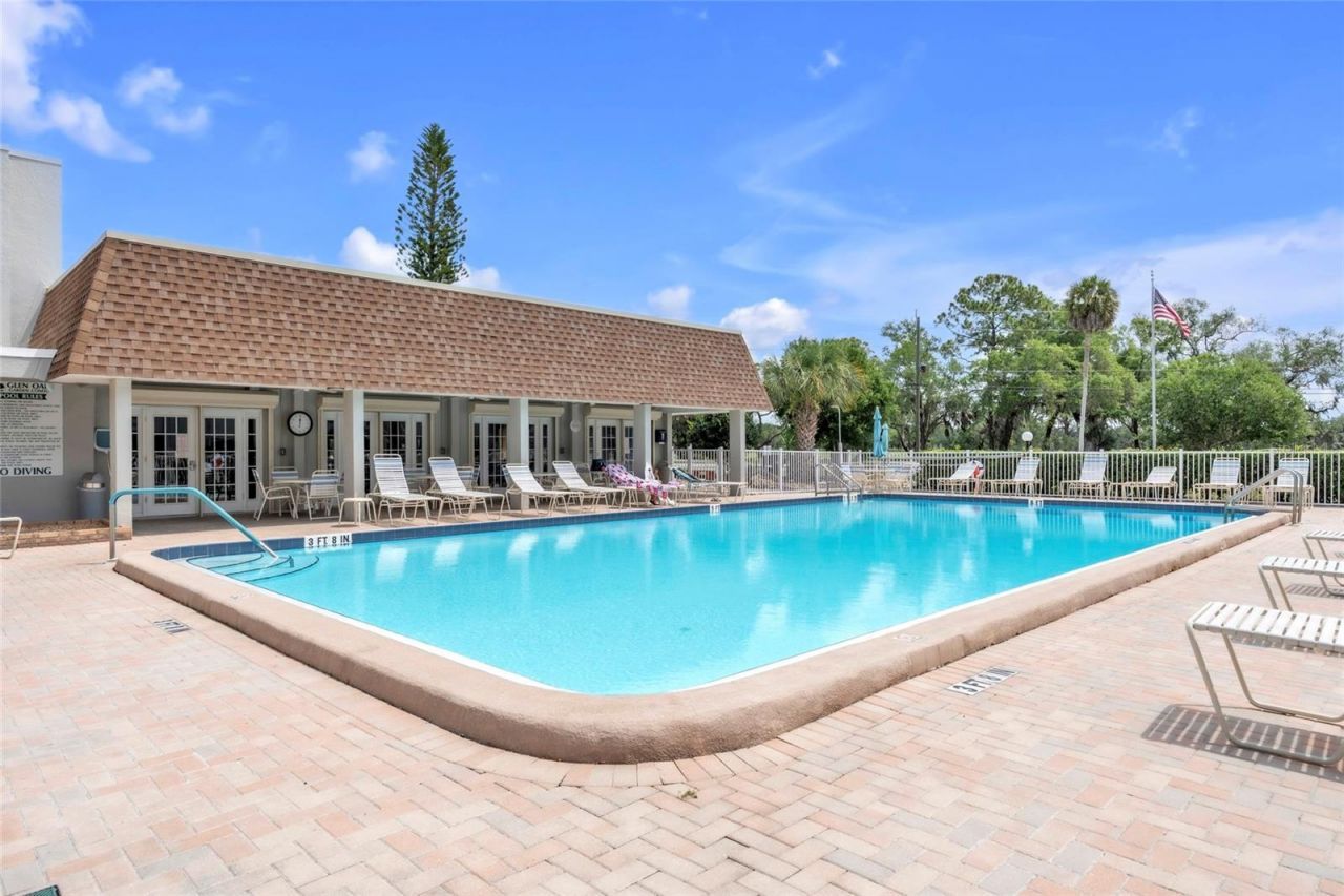 1330 Glen Oaks Drive E, Unit 269D, Sarasota, FL 34232 Photo