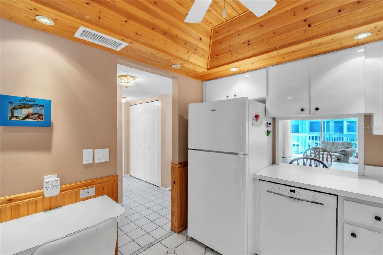 1330 Glen Oaks Drive E, Unit 269D, Sarasota, FL 34232 Photo
