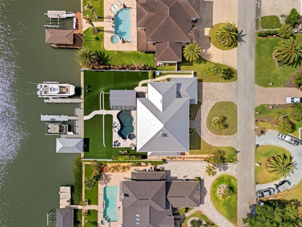 1214 Commodore Drive, New Smyrna Beach, FL 32168 Photo