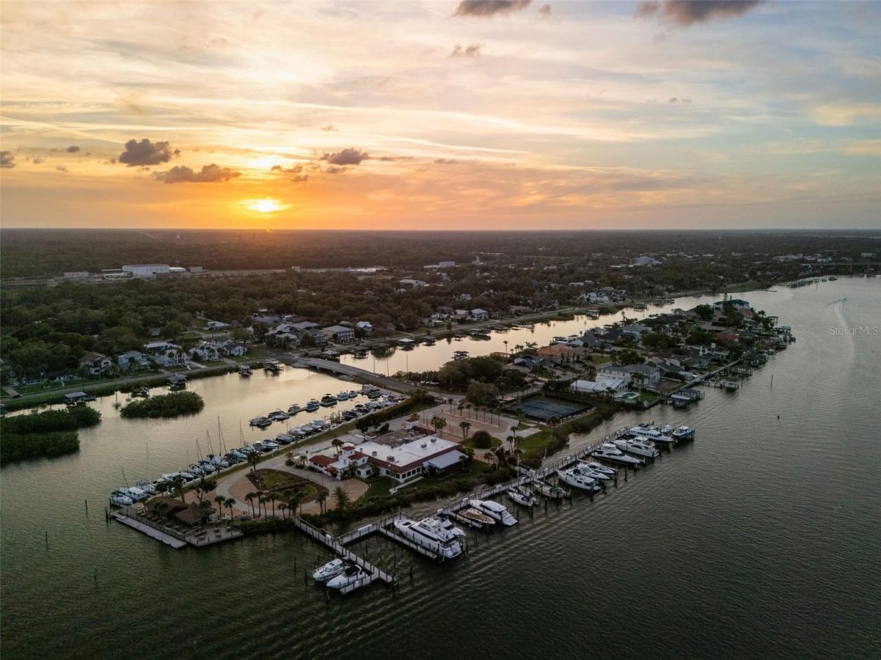 1214 Commodore Drive, New Smyrna Beach, FL 32168 Photo