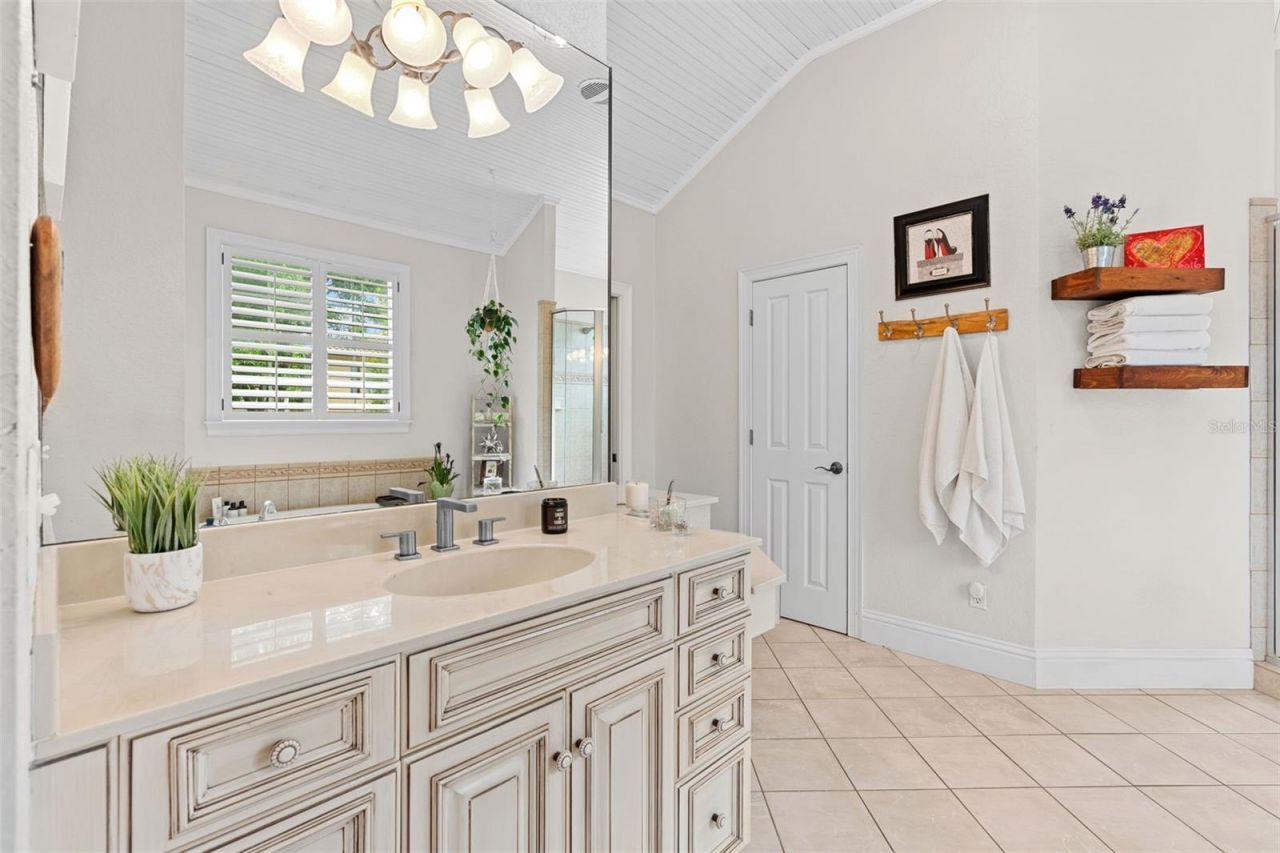 521 Sheridan Boulevard, Orlando, FL 32804 Photo