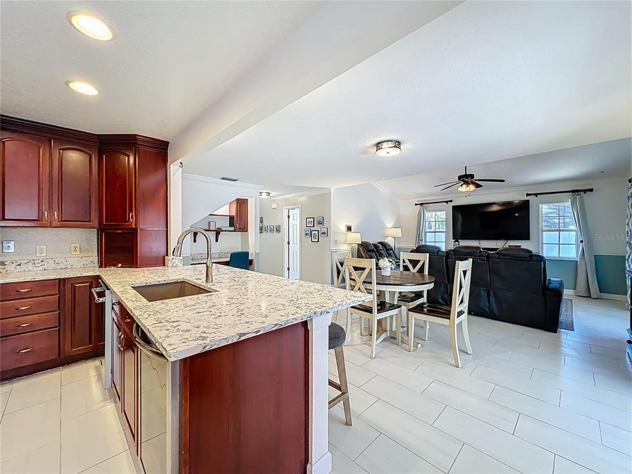 839 S Deerwood Avenue, Orlando, FL 32825 Photo