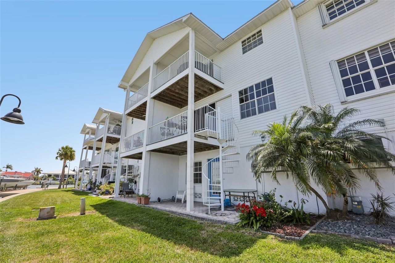 113 Yacht Club Circle , North Redington Beach, FL 33708 Photo