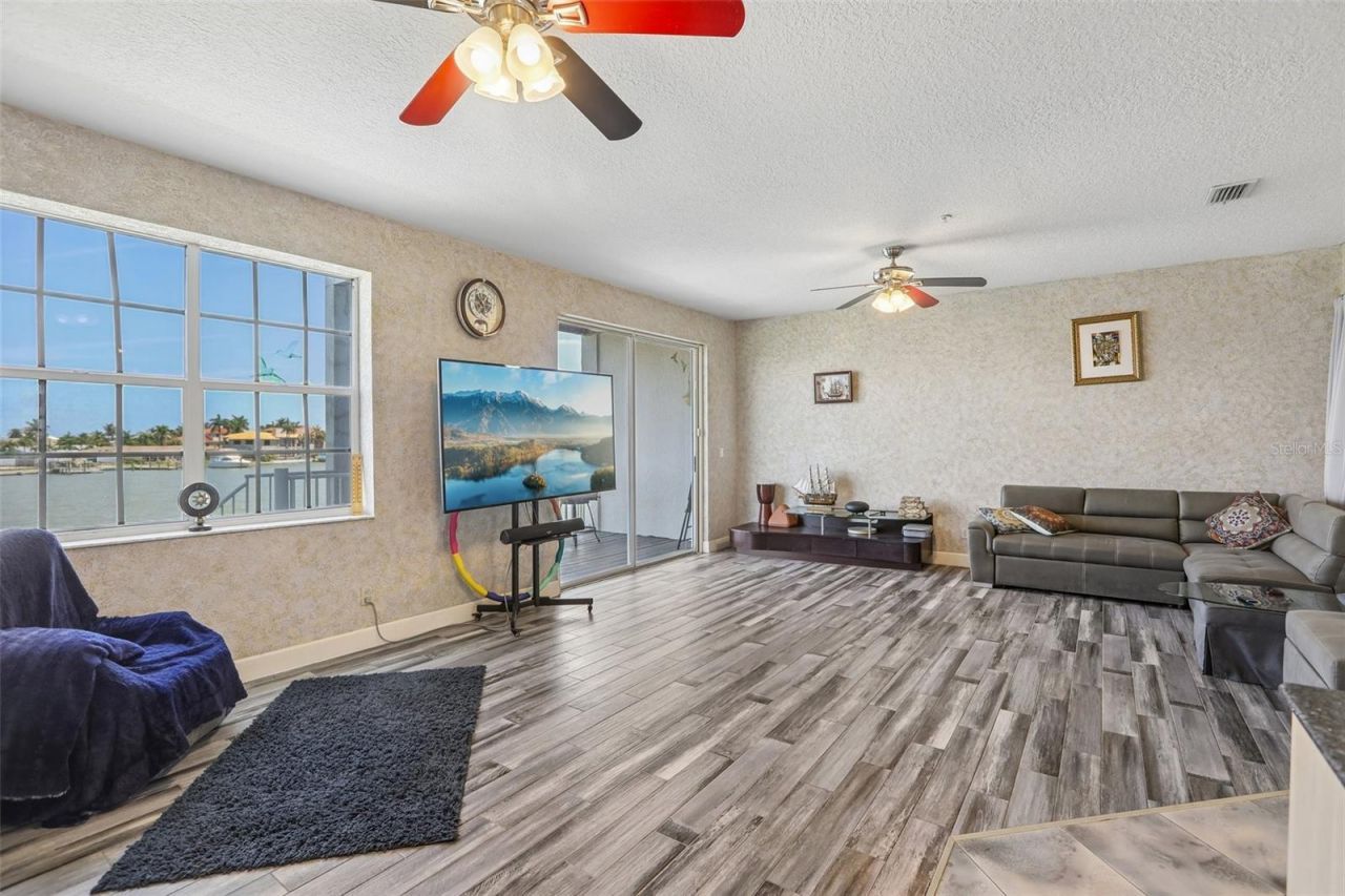 113 Yacht Club Circle , North Redington Beach, FL 33708 Photo