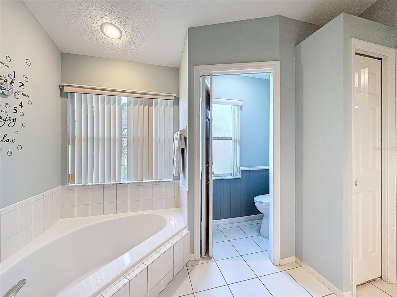 1031 Maravista Drive, Trinity, FL 34655 Photo
