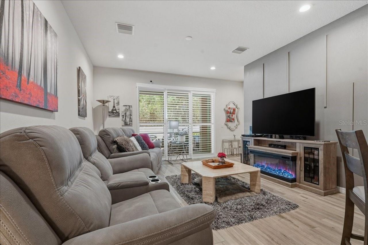 1962 Lake Ridge Boulevard , Clearwater, FL 33763 Photo