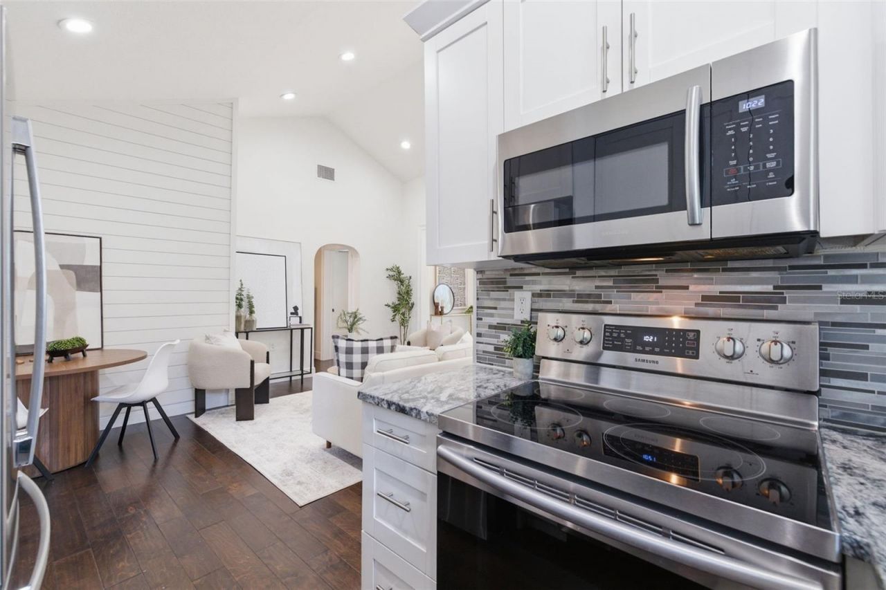 3136 10th Avenue N, Saint Petersburg, FL 33713 Photo