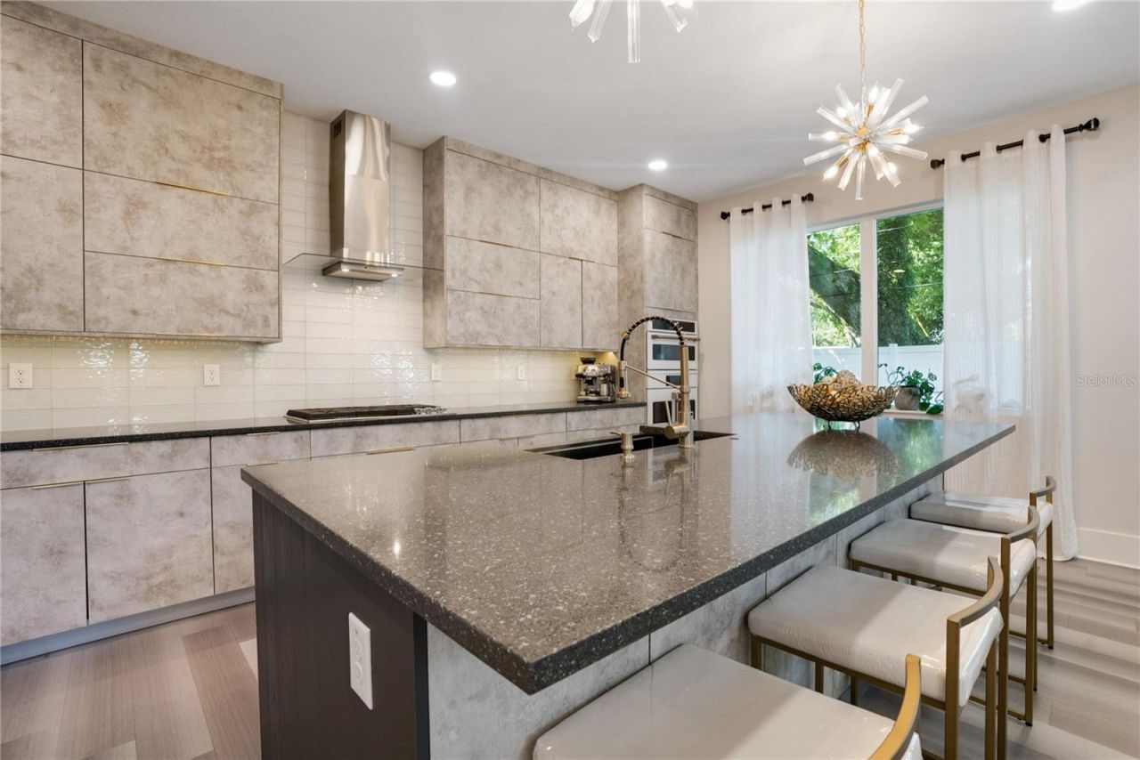 2140 Catalina Drive , Clearwater, FL 33764 Photo