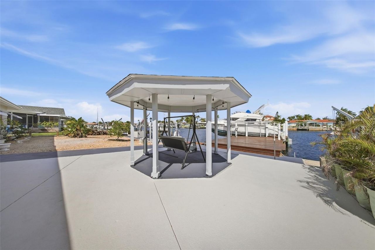 5040 Galleon Court, New Port Richey, FL 34652 Photo