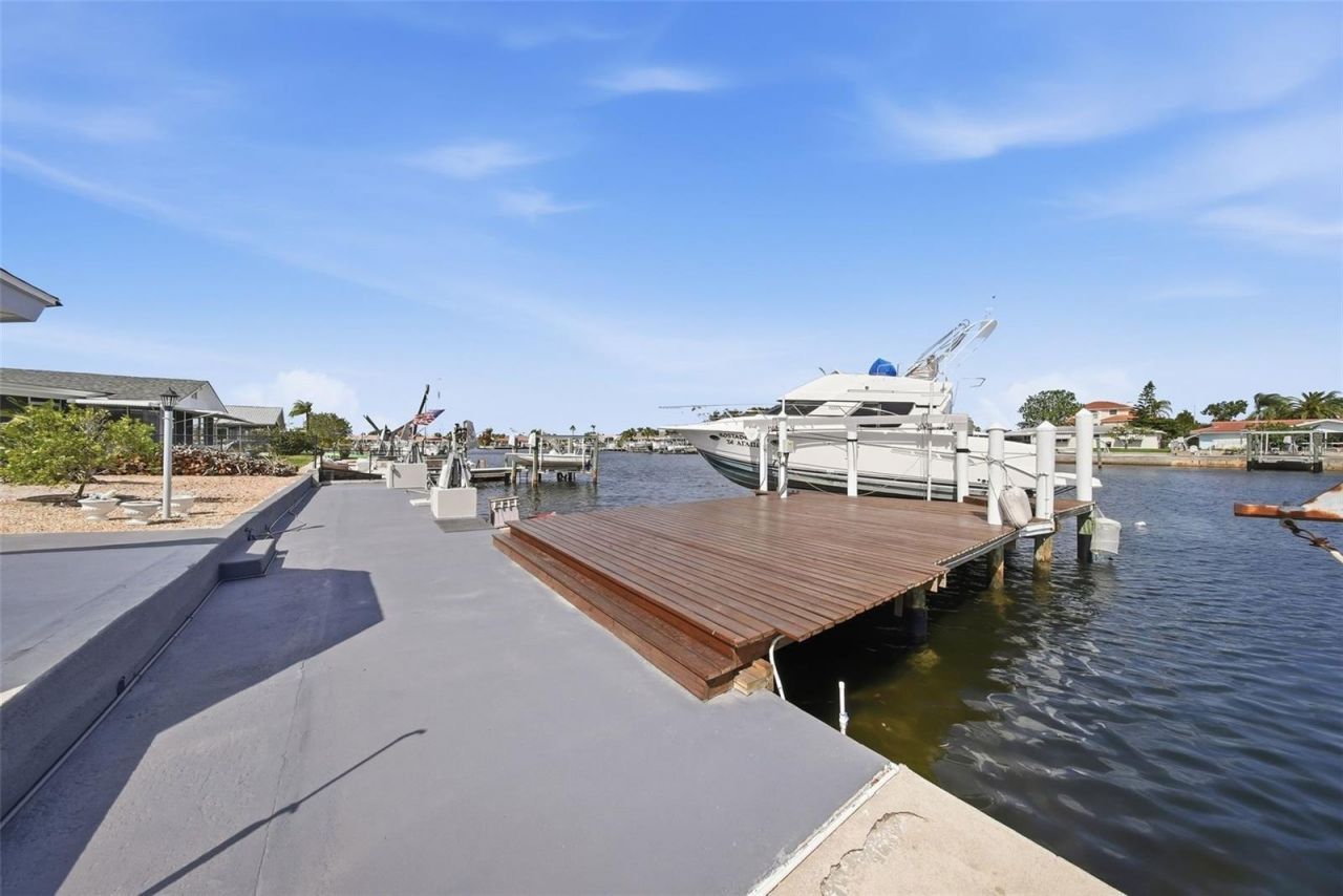 5040 Galleon Court, New Port Richey, FL 34652 Photo