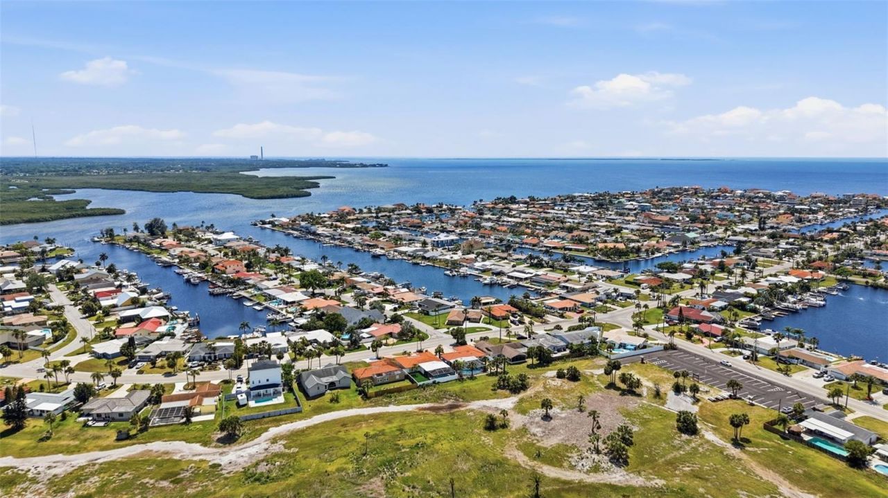 5040 Galleon Court, New Port Richey, FL 34652 Photo