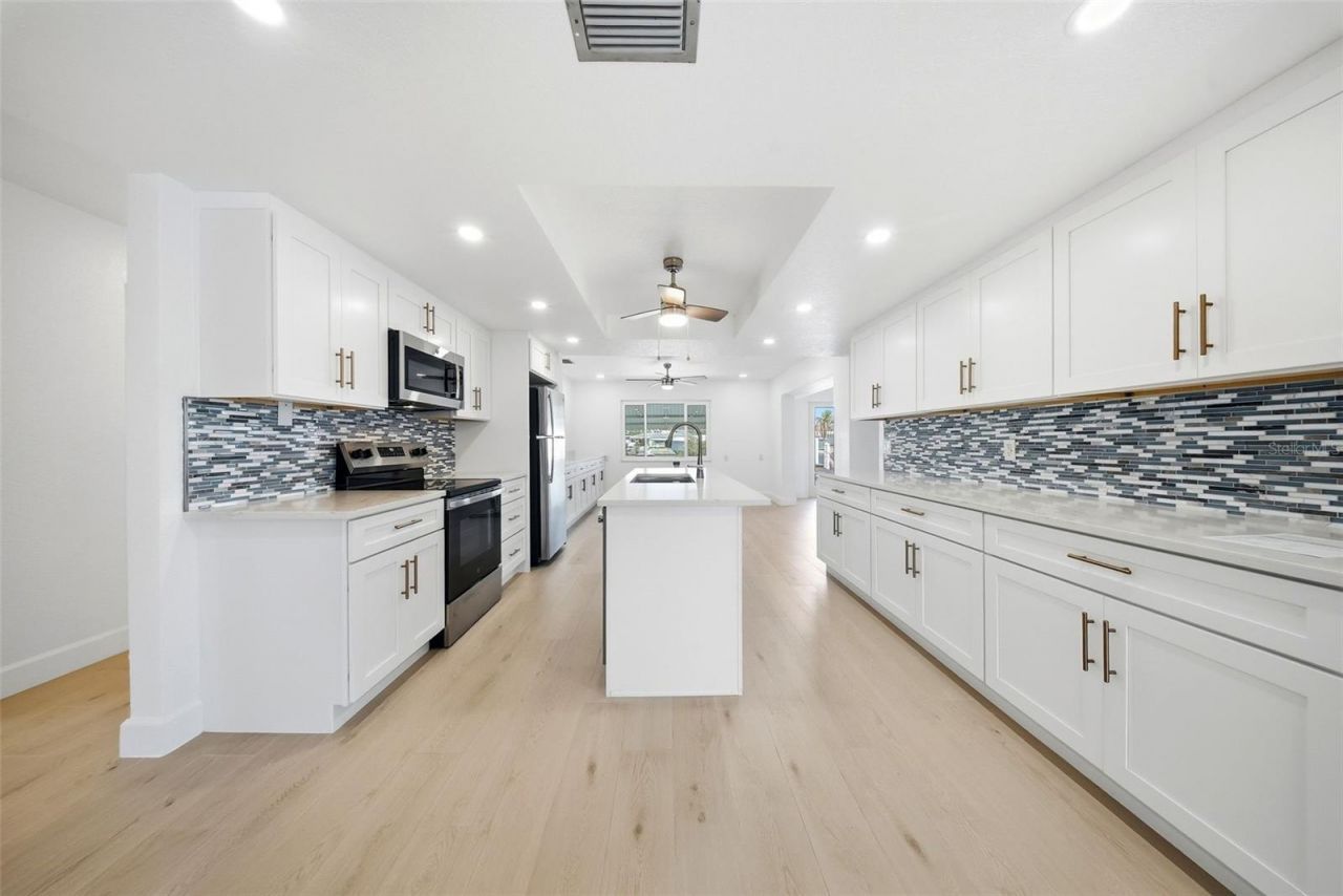 5040 Galleon Court, New Port Richey, FL 34652 Photo