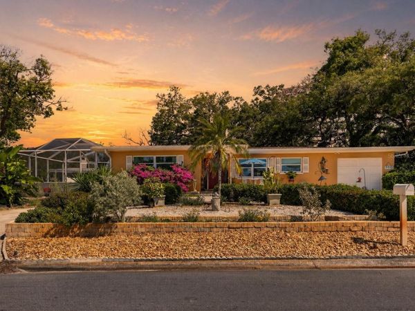 209 WESTWINDS DRIVE, PALM HARBOR, FL 34683