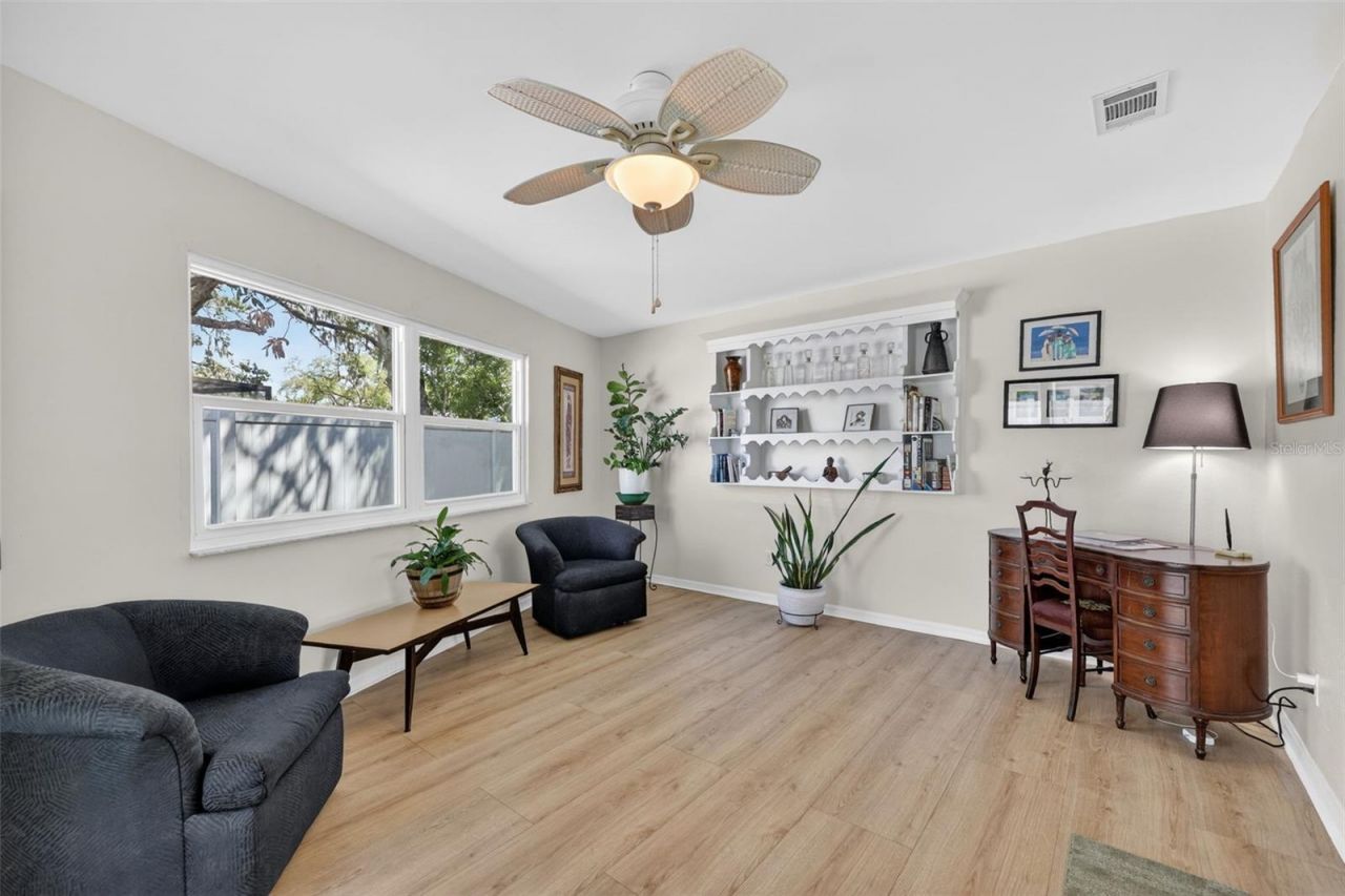 209 Westwinds Drive, Palm Harbor, FL 34683 Photo