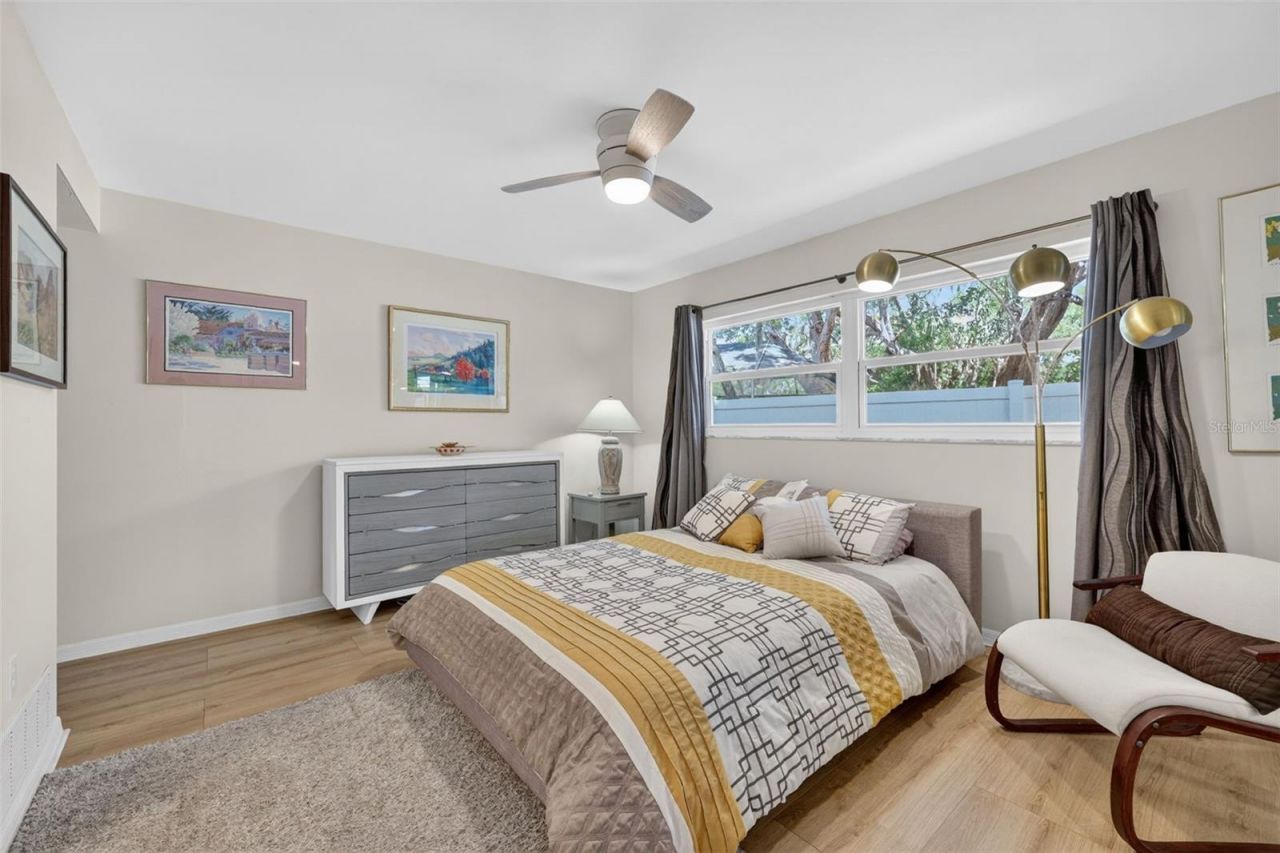 209 Westwinds Drive, Palm Harbor, FL 34683 Photo