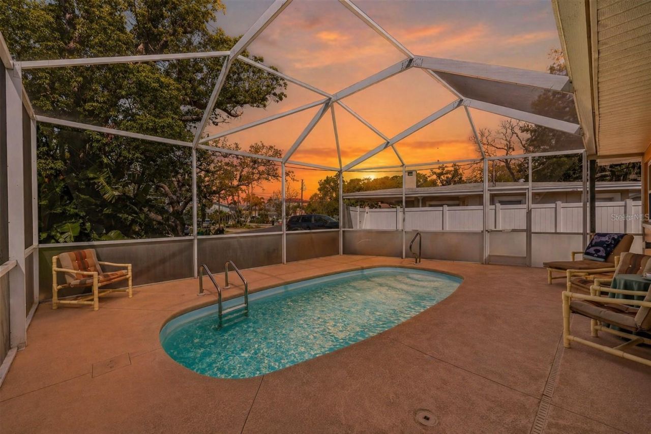 209 Westwinds Drive, Palm Harbor, FL 34683 Photo