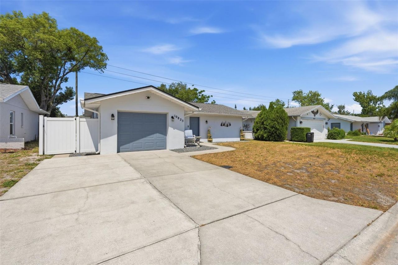 10823 Casa Grande Avenue , Port Richey, FL 34668 Photo
