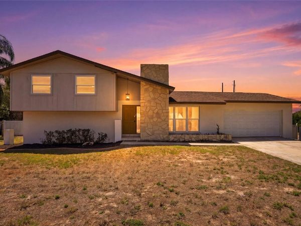 721 VILLAGE PLACE , BRANDON, FL 33511