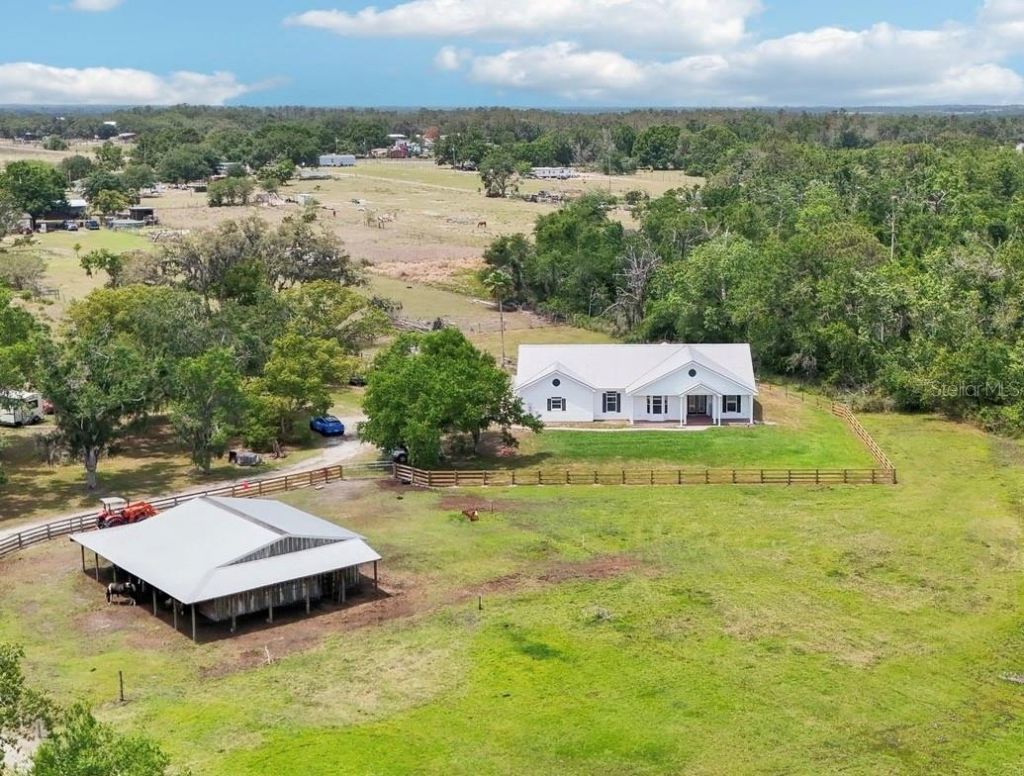 21019 Lonesome Acre Road, Wimauma, FL 33598 Main Photo