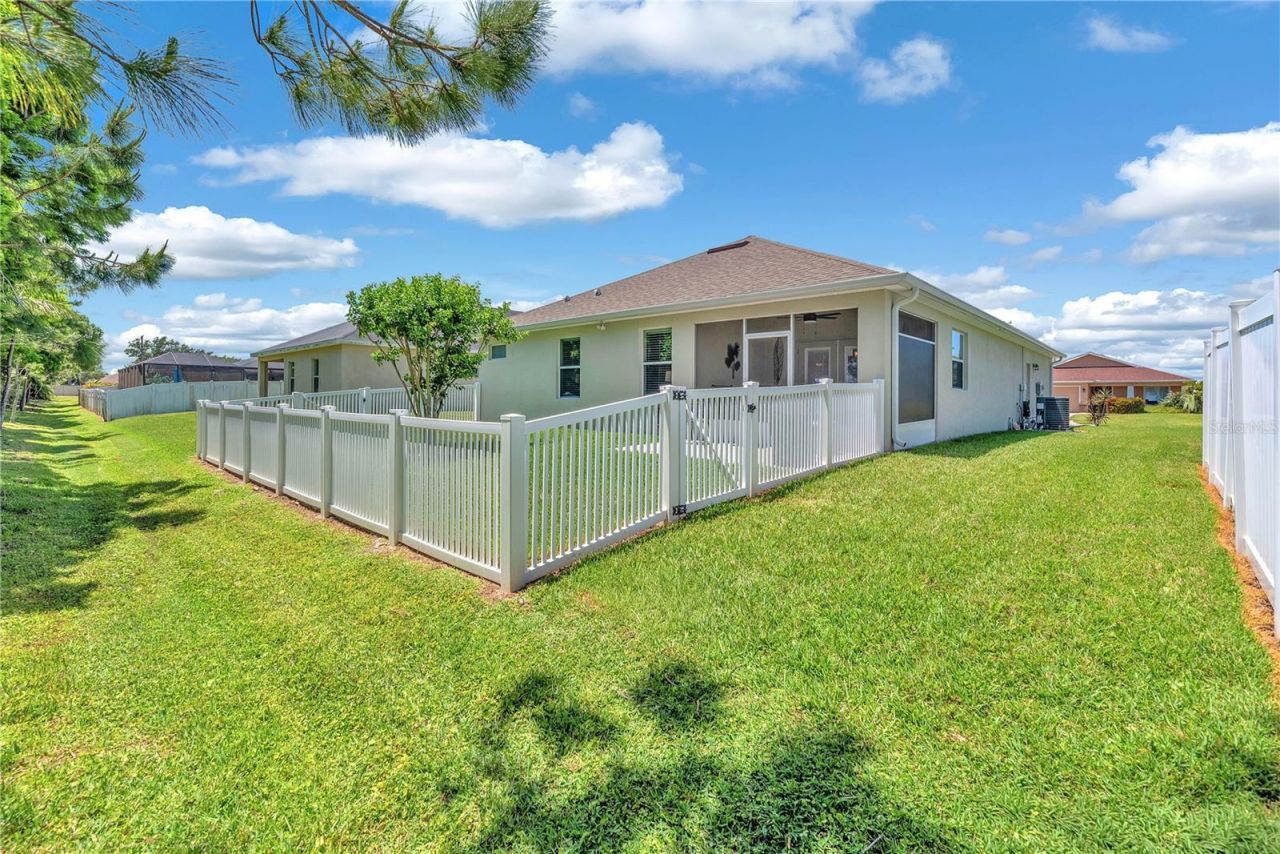 5018 33rd Avenue E, Palmetto, FL 34221 Photo