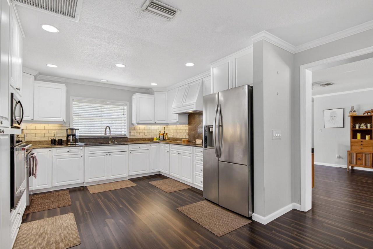 608 Vanderbaker Road, Temple Terrace, FL 33617 Photo