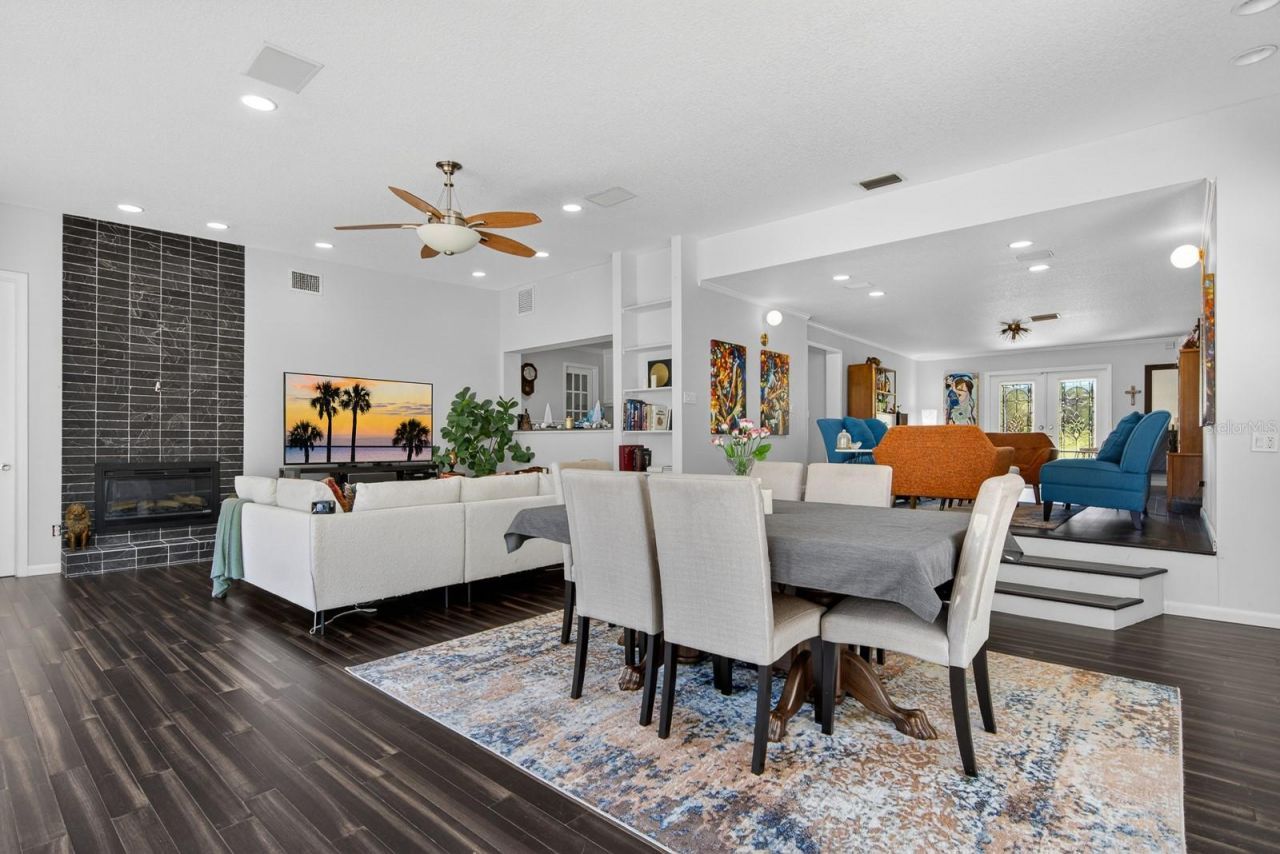 608 Vanderbaker Road, Temple Terrace, FL 33617 Photo