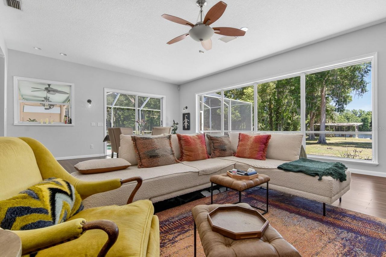 608 Vanderbaker Road, Temple Terrace, FL 33617 Photo