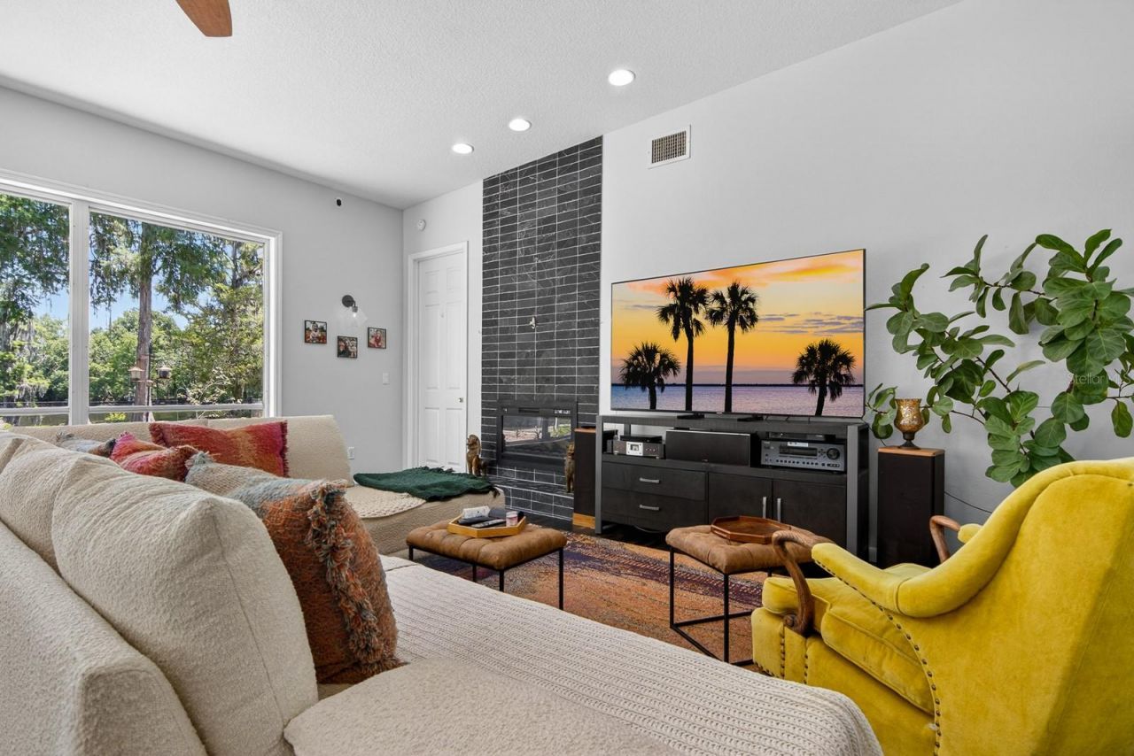 608 Vanderbaker Road, Temple Terrace, FL 33617 Photo