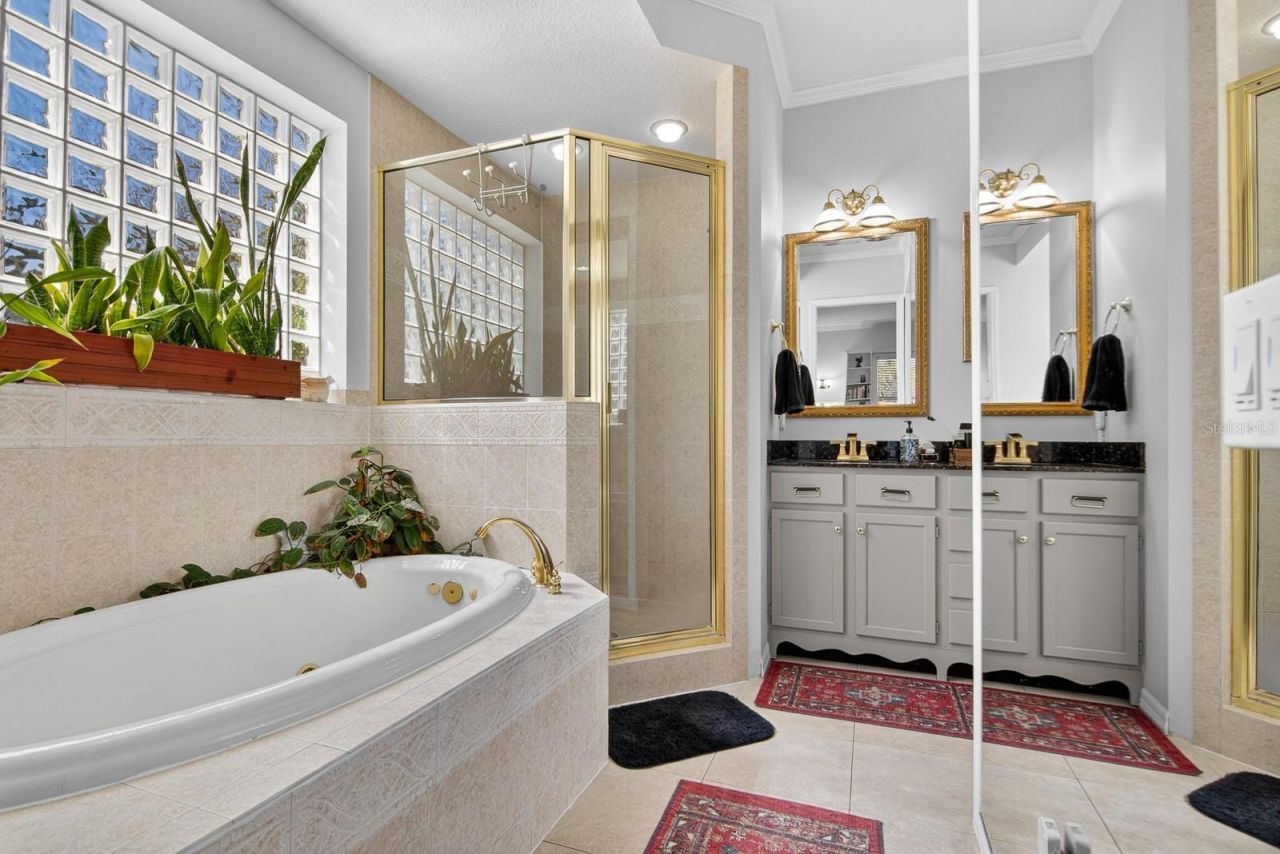 608 Vanderbaker Road, Temple Terrace, FL 33617 Photo