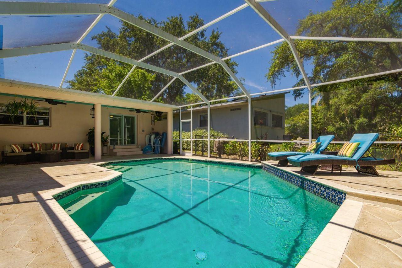 608 Vanderbaker Road, Temple Terrace, FL 33617 Photo