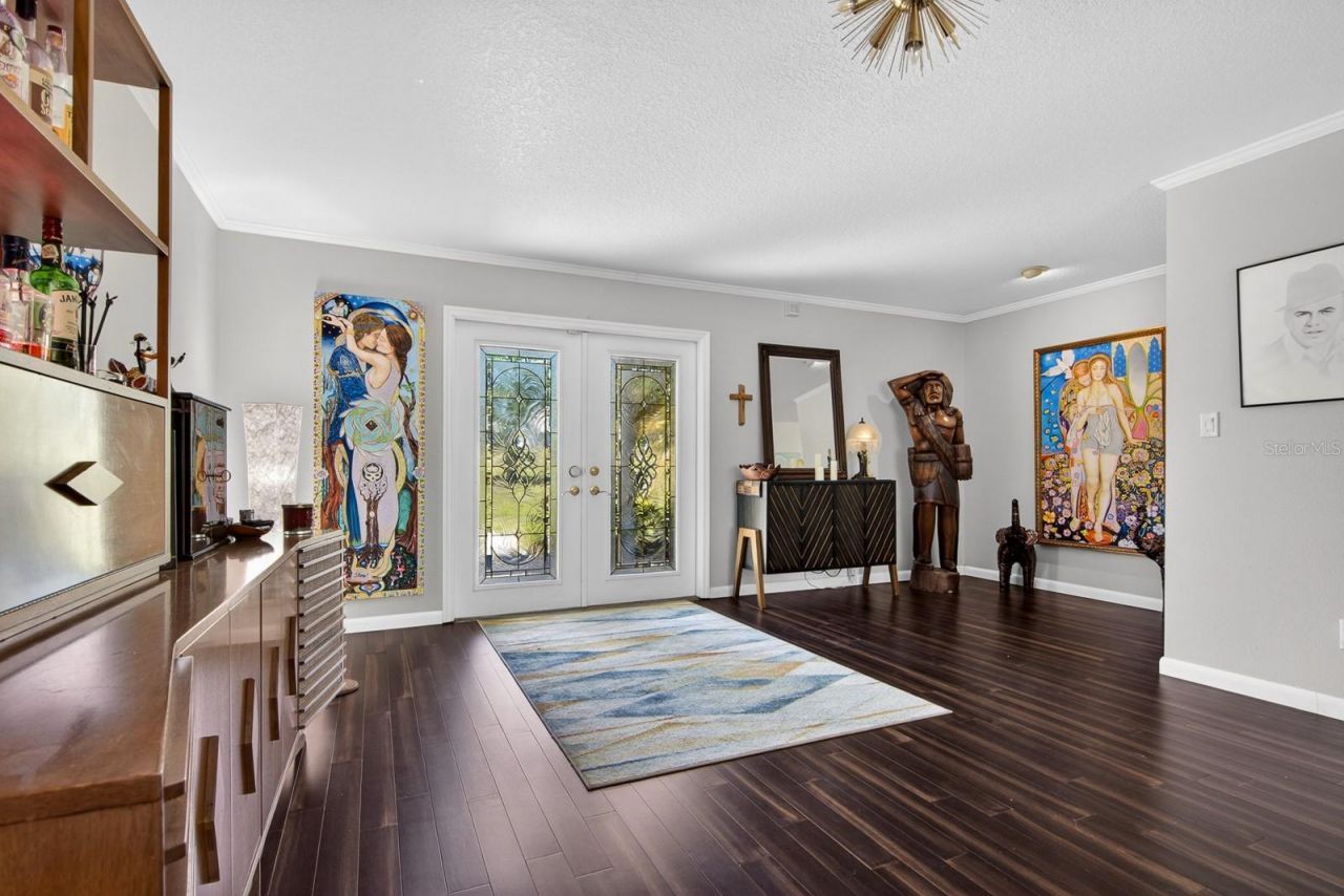 608 Vanderbaker Road, Temple Terrace, FL 33617 Photo