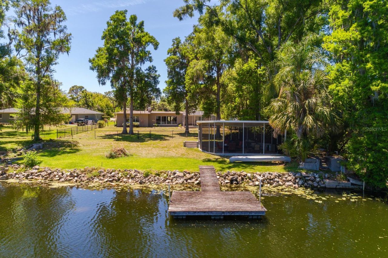 608 Vanderbaker Road, Temple Terrace, FL 33617 Photo