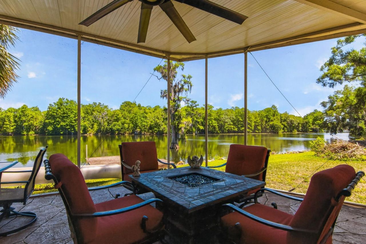 608 Vanderbaker Road, Temple Terrace, FL 33617 Photo