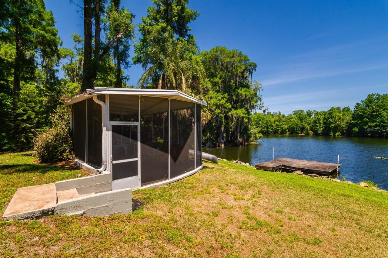 608 Vanderbaker Road, Temple Terrace, FL 33617 Photo