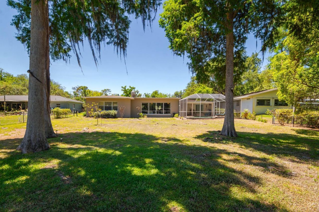 608 Vanderbaker Road, Temple Terrace, FL 33617 Photo