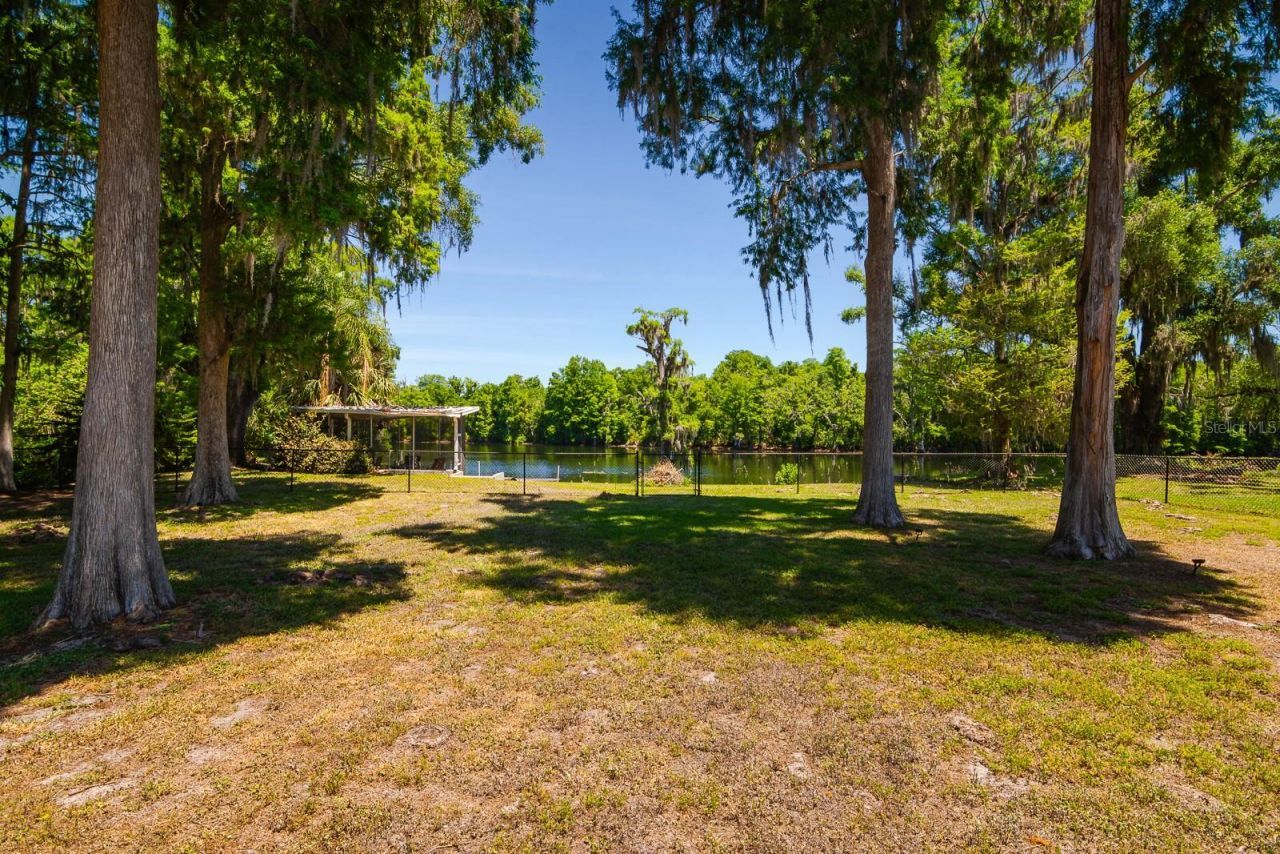 608 Vanderbaker Road, Temple Terrace, FL 33617 Photo