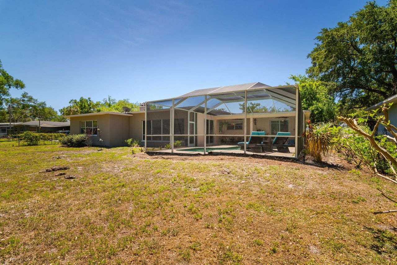608 Vanderbaker Road, Temple Terrace, FL 33617 Photo