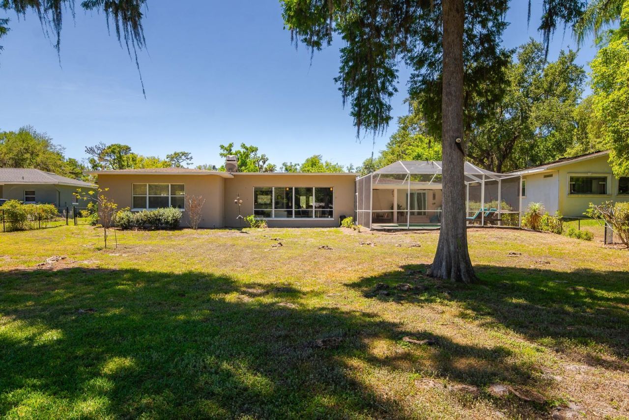608 Vanderbaker Road, Temple Terrace, FL 33617 Photo