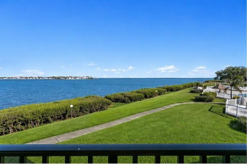 6104 Palma Del Mar Boulevard S, Unit 210, Saint Petersburg, FL 33715 Photo