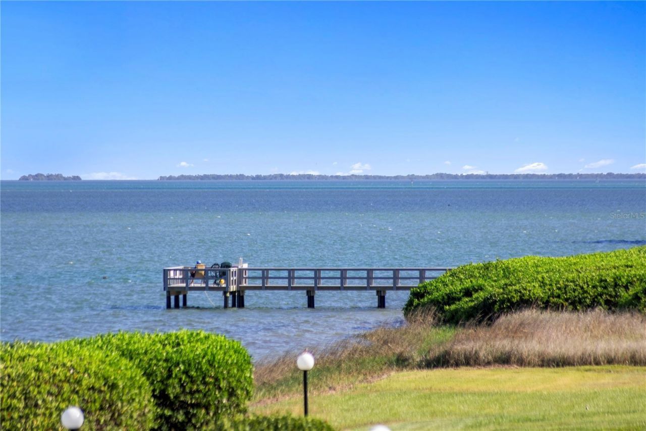 6104 Palma Del Mar Boulevard S, Unit 210, Saint Petersburg, FL 33715 Photo